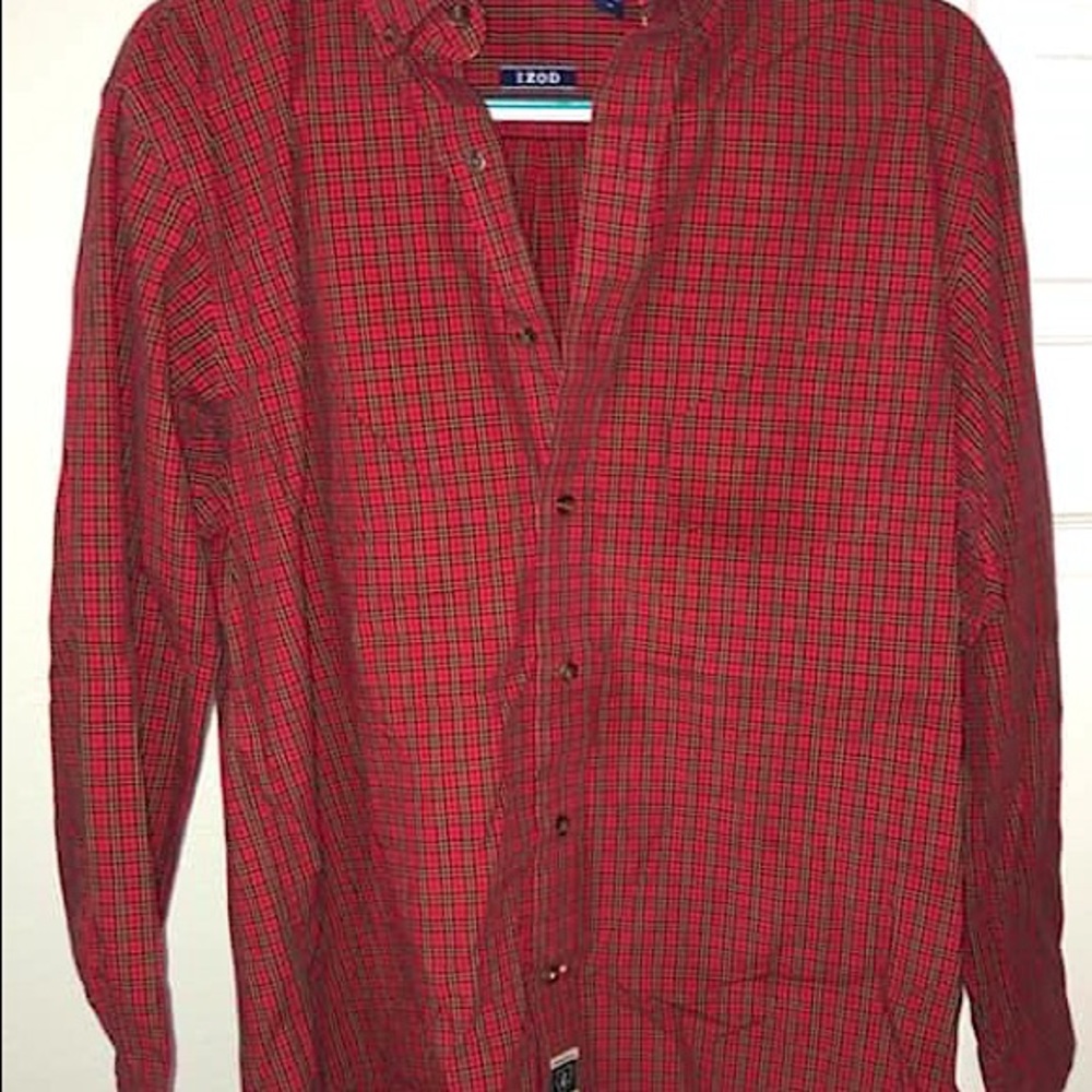 Izod red medium button down